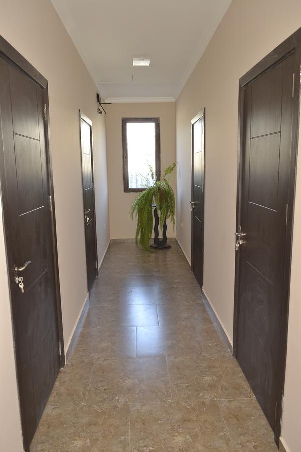 Hotel Sunny House Kobuleti Esterno foto